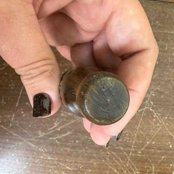 Vintage Vat 69 Scotch Whisky Wood Bottle Opener 3.75 in. Pre-owned - Picture 6 of 7